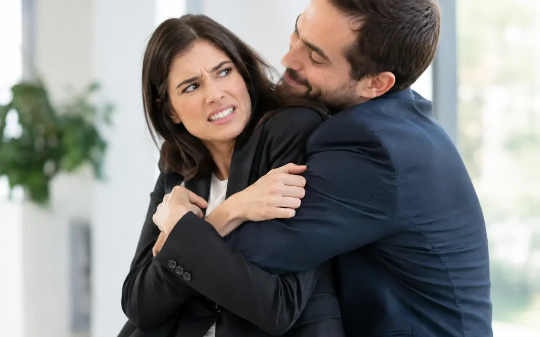 How to Escape Bear Hugs Safely Under Pressure
